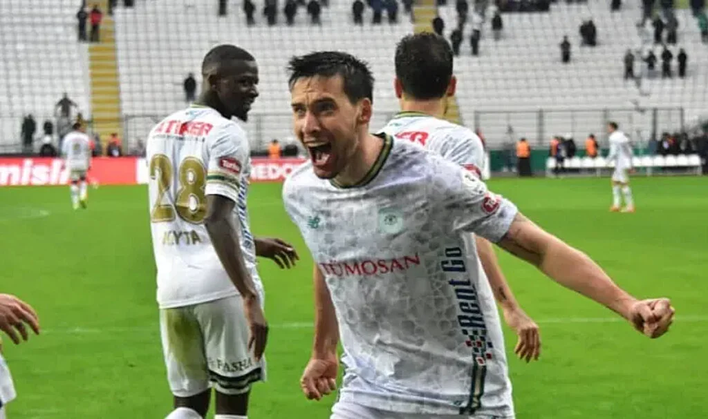 Trabzonspor uzatmada yıkıldı! Hasret Konya'da da dinmedi