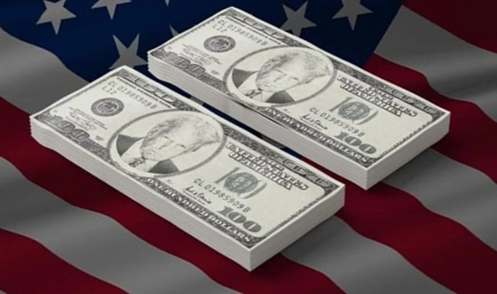 Trump'ın Portresi 100 Dolarlık Banknotlara mı Geliyor?