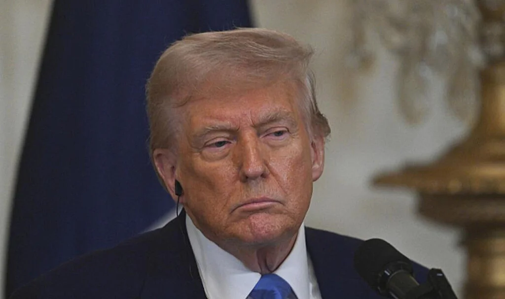 Trump, İngilizceyi ABD'nin Resmi Dili Olarak İlan Etti