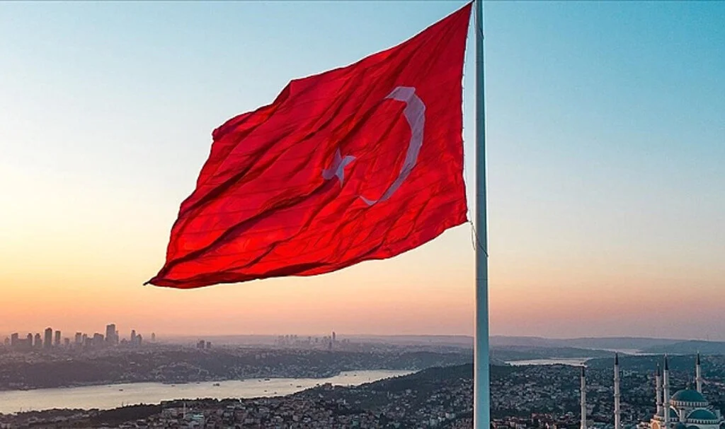 Türkiye, 2024’te OECD’nin En Hızlı Büyüyen İki Ekonomisinden Biri Oldu