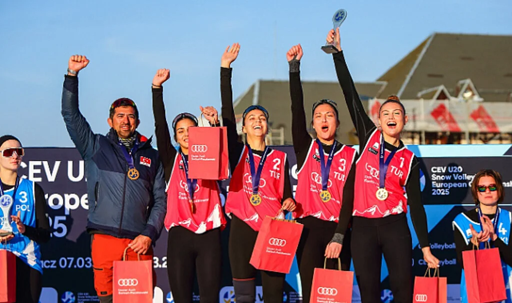 Türkiye U20 Kadın Kar Voleybolu Takımı Avrupa Şampiyonu!