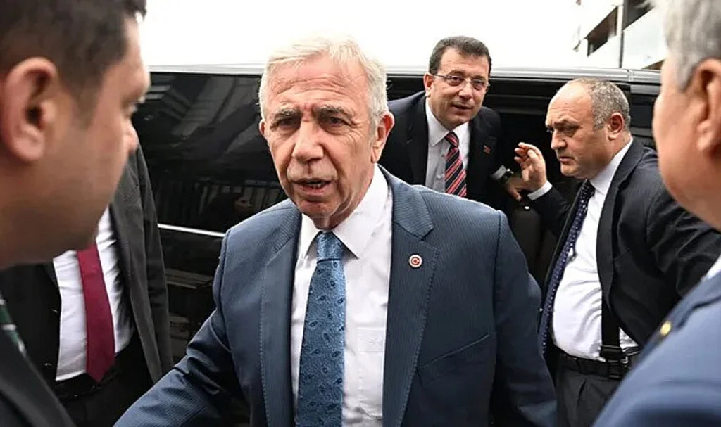 Van Barosu’ndan Mansur Yavaş hakkında suç duyurusu