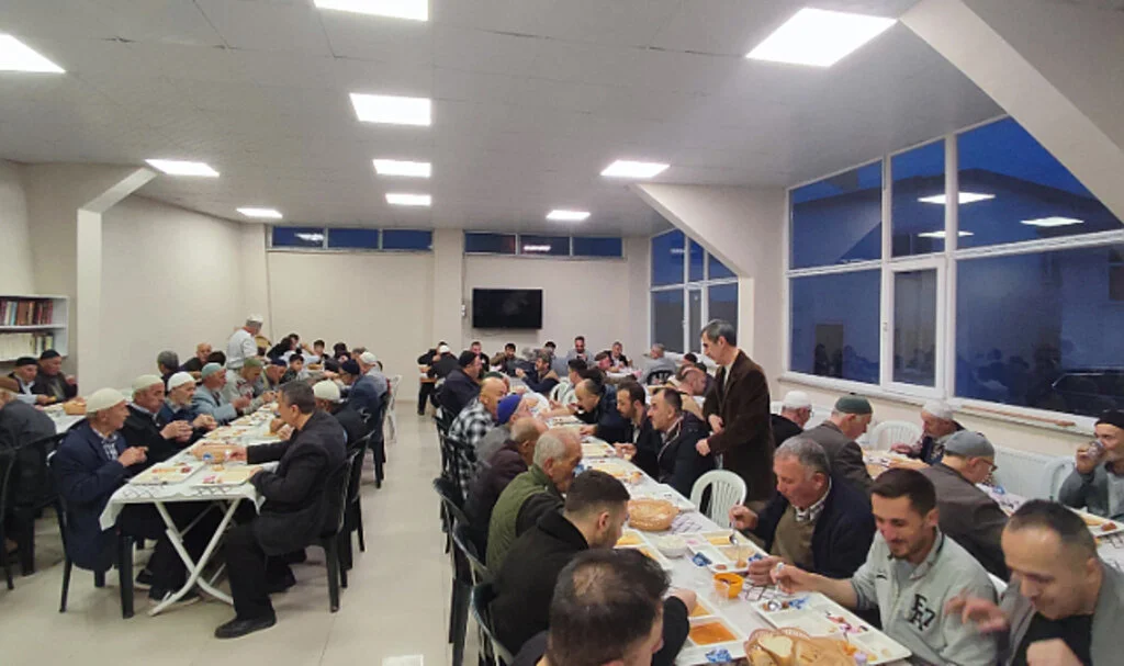 Vezirköprü’de 7 Yıldır Süren İftar Geleneği