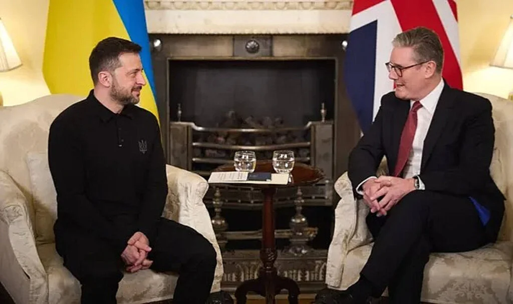 Zelenskiy, Trump'la Tartıştı, Destek İngiltere'de Buldu!