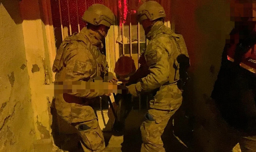 17 İlde DEAŞ Operasyonu: 89 Kişi Gözaltında