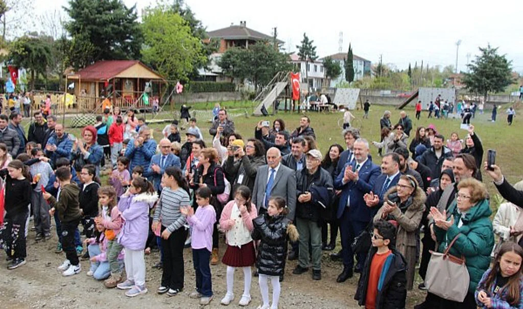 19 Mayıs Fen ve Doğa Okulundan Renkli Şenlik