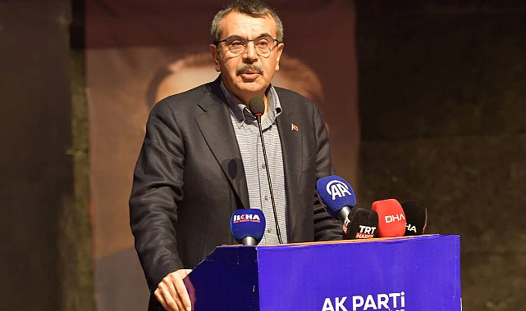 Bakan Tekin: Öğretmen Atama Takvimi Erken Başladı