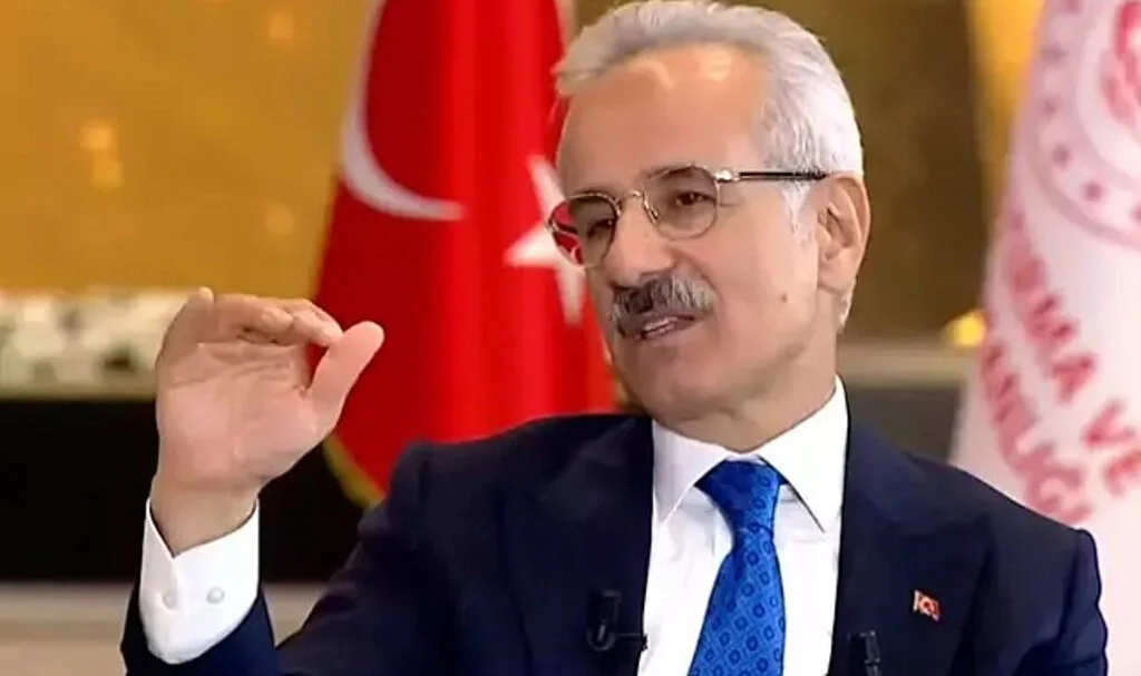 Bakan Uraloğlu Açıkladı! Türkiye'ye Havalimanı İşletme Teklifi Geldi