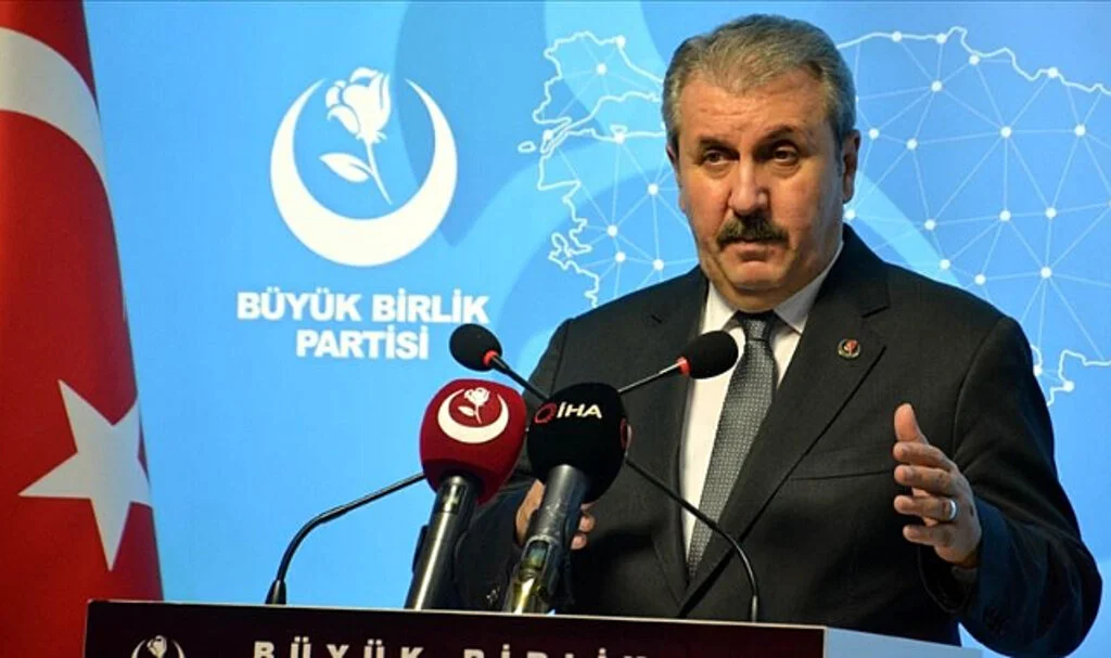 BBP Lideri Destici'den Gündüz Kuşağı Programlarına Tepki: Derhal Yasaklanmalıdır