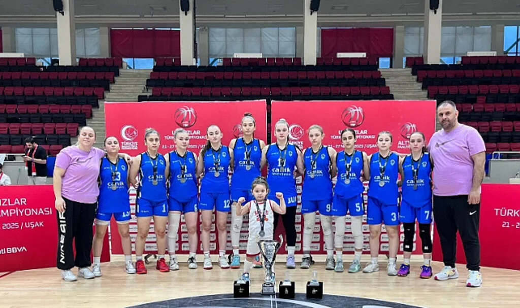 Canik Belediyespor U14 Kız Takımı Türkiye İkincisi Oldu