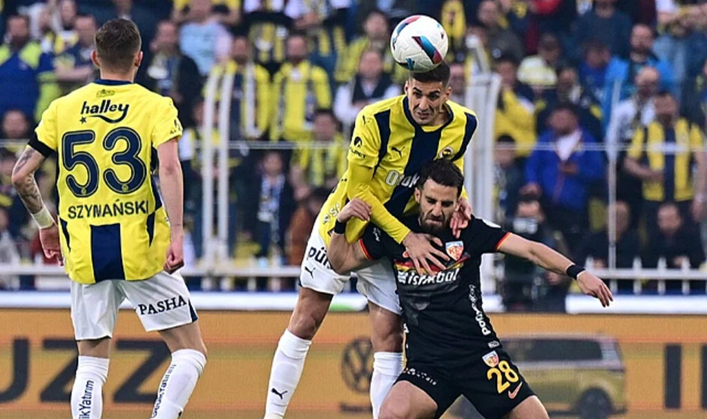 Fenerbahçe Evinde Yara Aldı: 3-3 Kayserispor