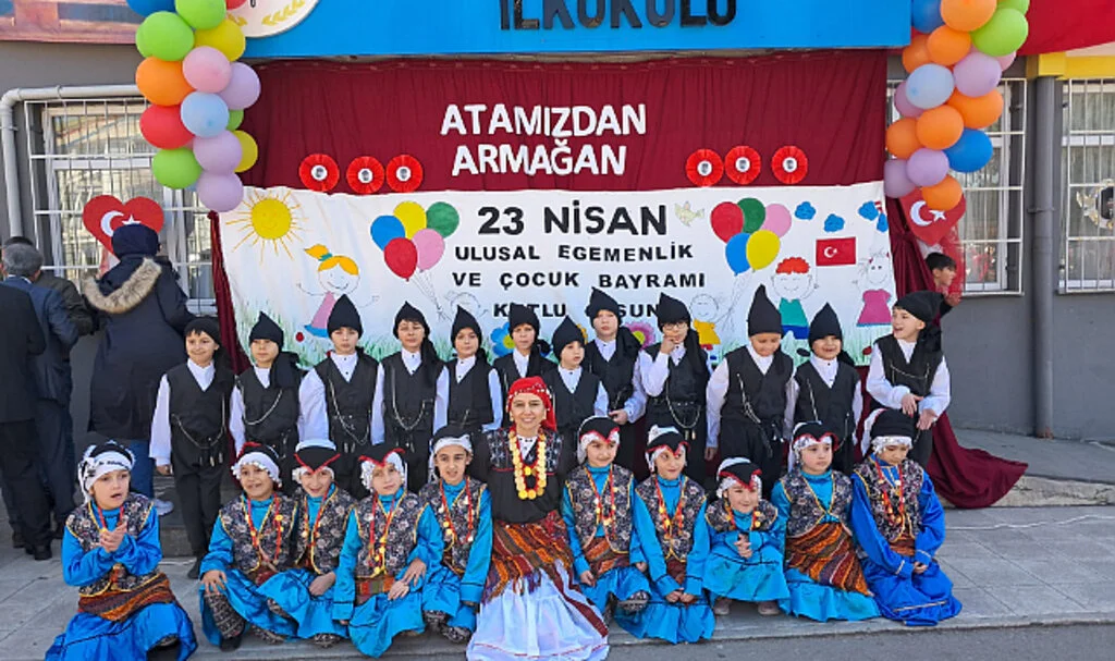 Hasköy Cumhuriyet İlkokulu’nda 23 Nisan Coşkusu 