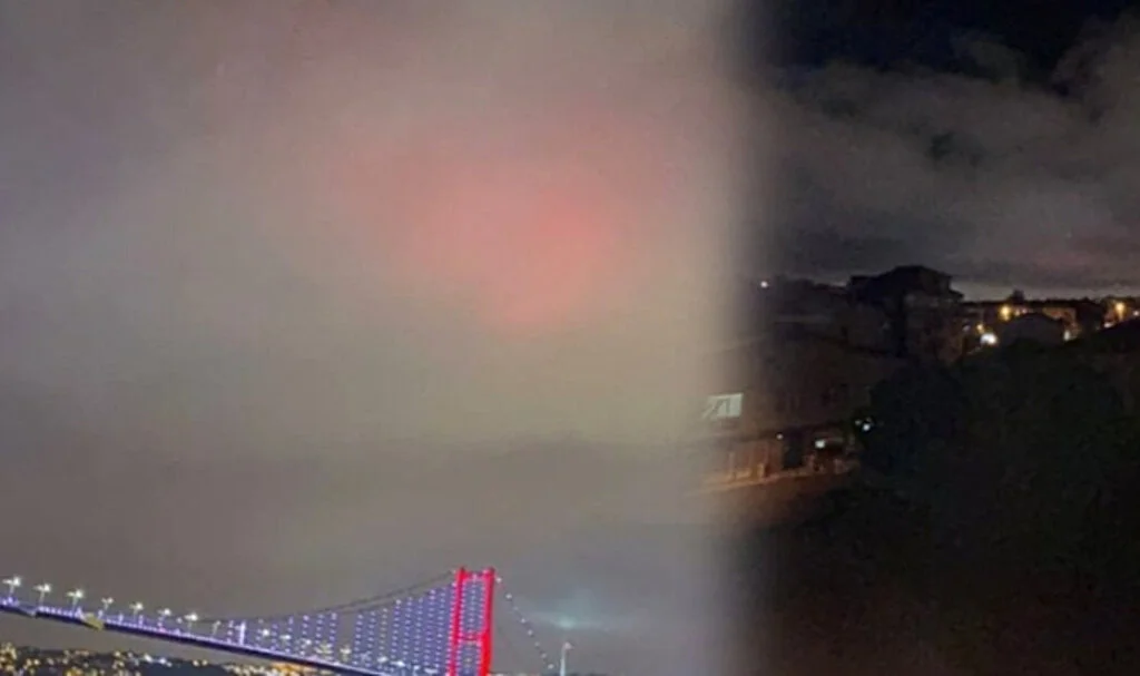 İstanbul’da Deprem Sonrası Kızıl Gökyüzü Tedirginliği