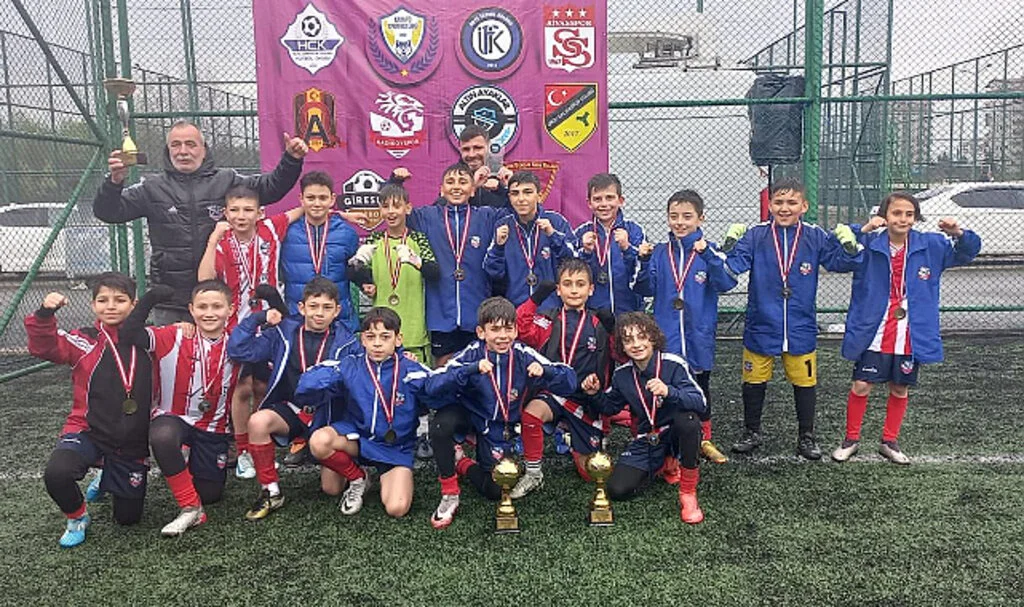 Kadıköyspor U11 Takımı Spring Cup’ta Şampiyon Oldu
