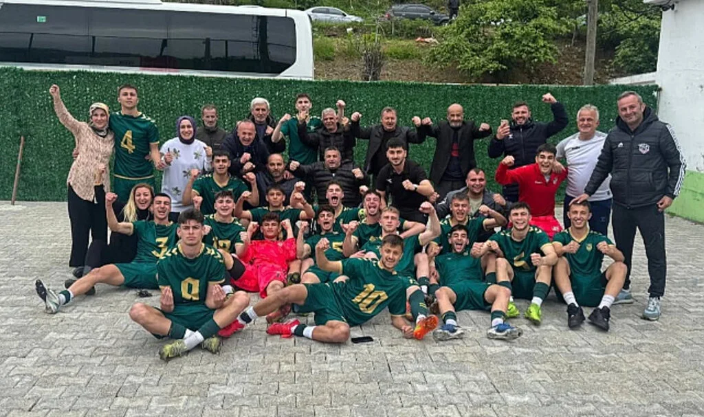 Kadıköyspor U18 Penaltılarla 2. Tura Yükseldi