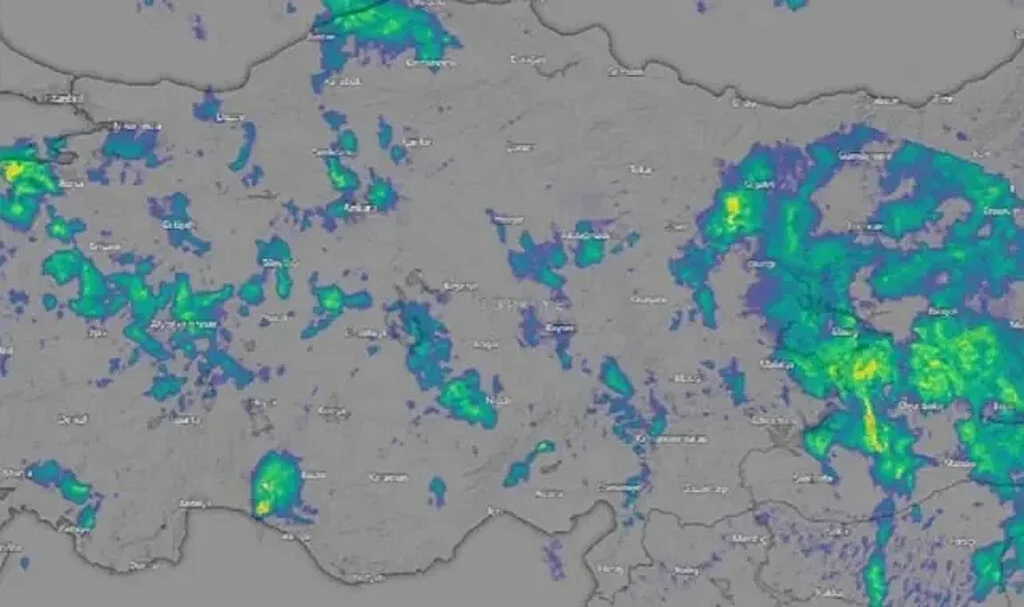 Nisan Ayı Sert Başladı: 15 Günlük Soğuk ve Yağış Yolda