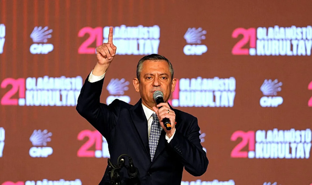 Özgür Özel’in A Takımı Netleşti