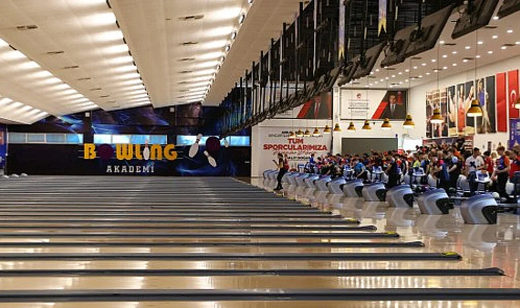Samsun’da Bowling Şampiyonası Tüm Hızıyla Sürüyor