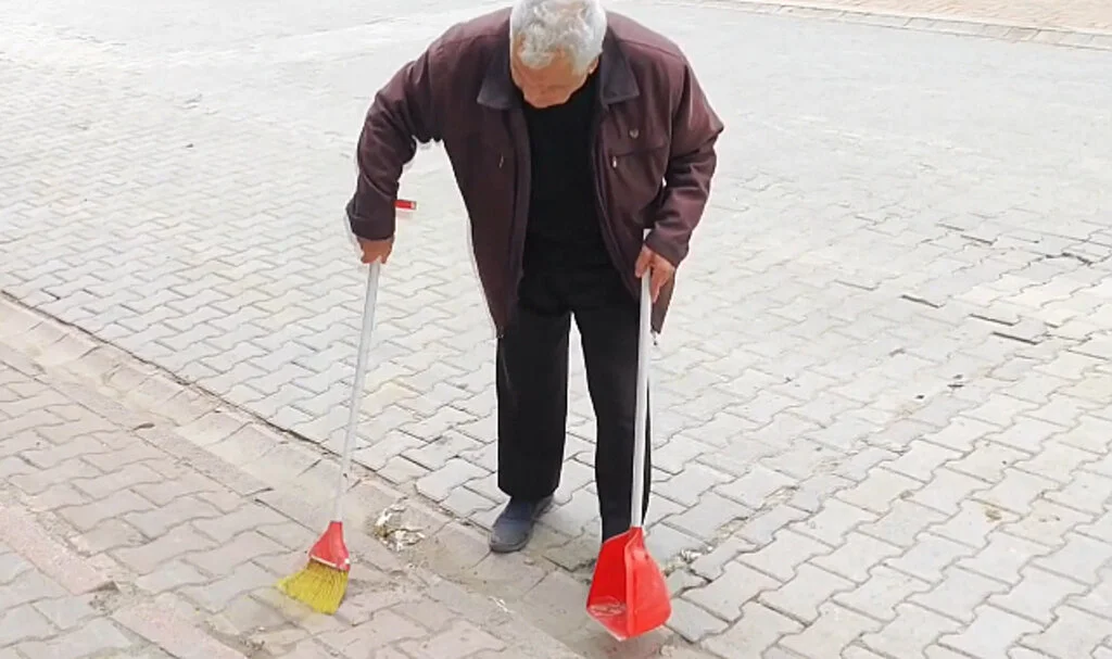 Samsun'da Evden Sokağa Temizlik Aşkı