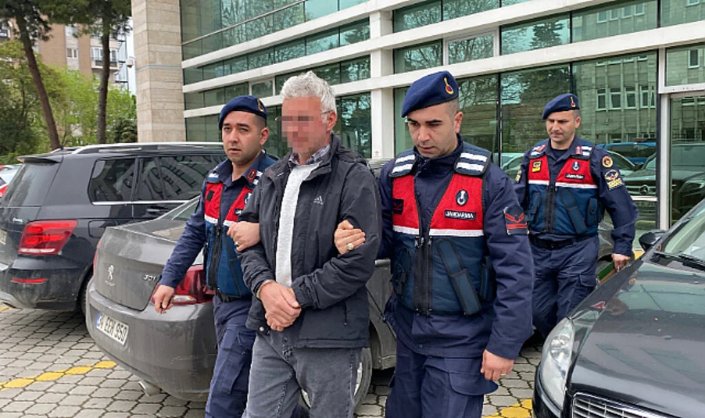Samsun'da Firari Hükümlü Evinden Çıkarken Yakalandı