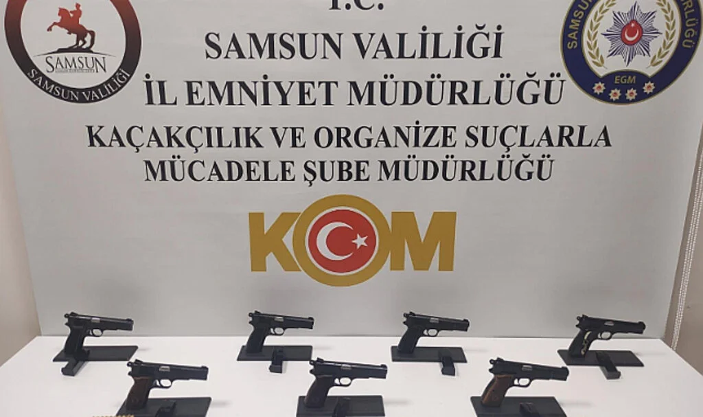 Samsun'da Ruhsatsız Silah Operasyonu: 3 Gözaltı