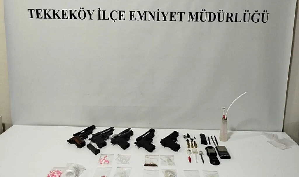 Samsun’da Uyuşturucu ve Silah Parçaları Ele Geçirildi