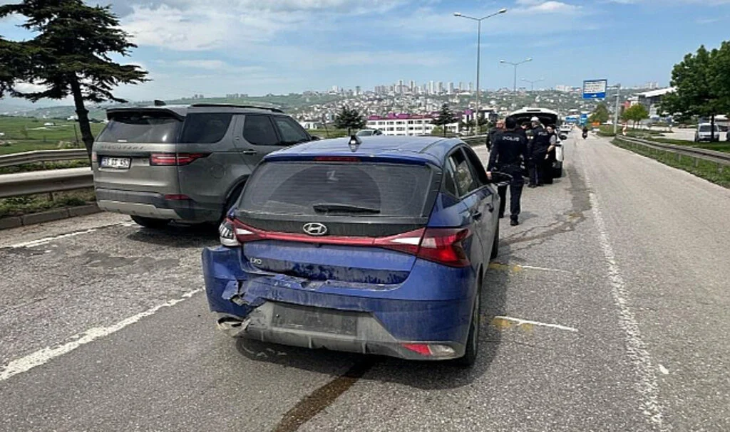 Samsun'da Zincirleme Kaza: 1 Kişi Yaralandı