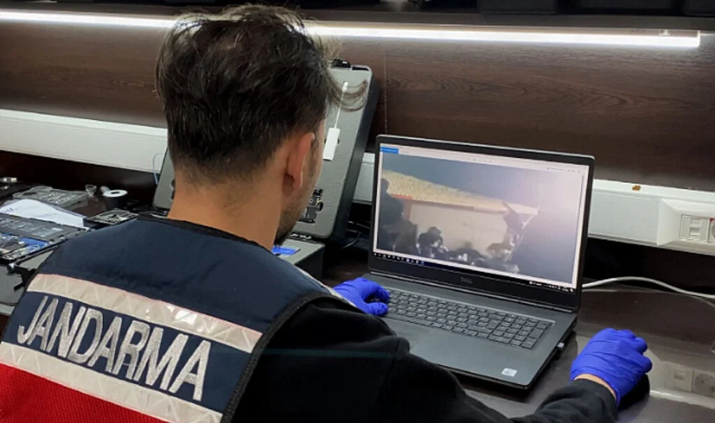 Samsun Jandarması Kırsalda Siber Suçlara Göz Açtırmıyor