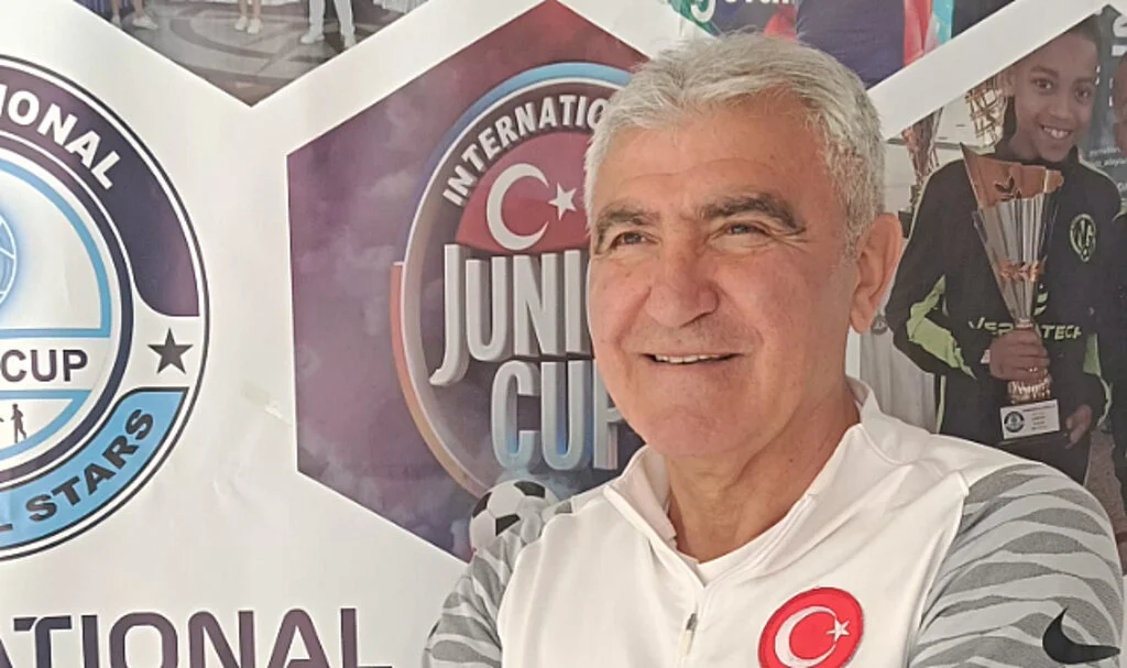 Samsunlu Akademisyen UEFA Kursunda Eğitmen Olacak