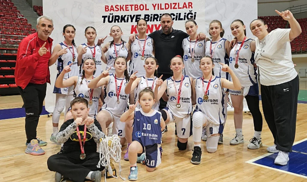 Samsunlu Yıldız Kızlar Türkiye Şampiyonu Oldu