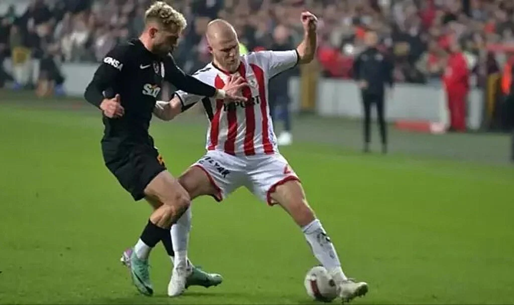 Samsunspor - Galatasaray Maçında Nefesler Tutuldu! Muhtemel 11’ler Belli Oldu
