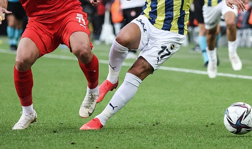 Sivasspor-Fenerbahçe Maçı Kar Nedeniyle İptal mi?