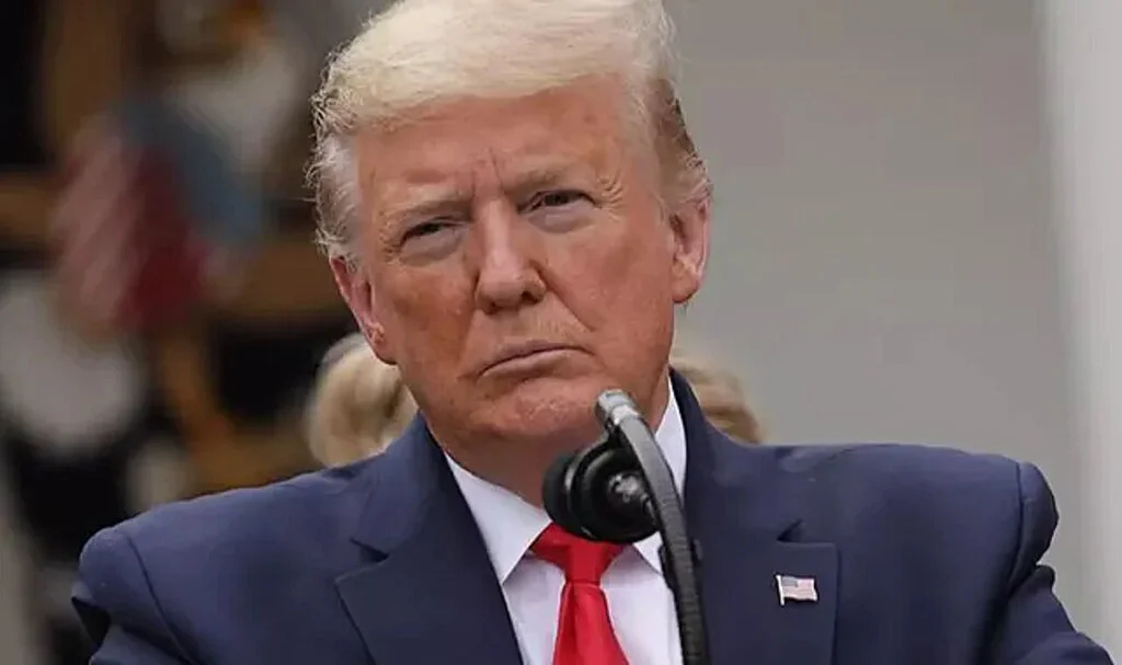 Trump, Çin’e Ultimatom Verdi! Geri Adım Atmazlarsa Yüzde 50 Ek Vergi Geliyor