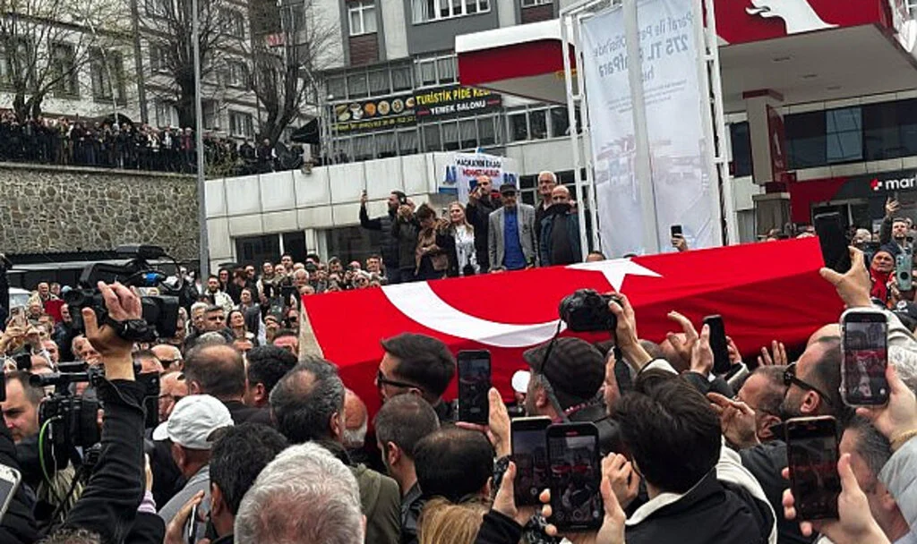Volkan Konak, Maçka'da Binlerce Kişinin Katılımıyla Defnedildi
