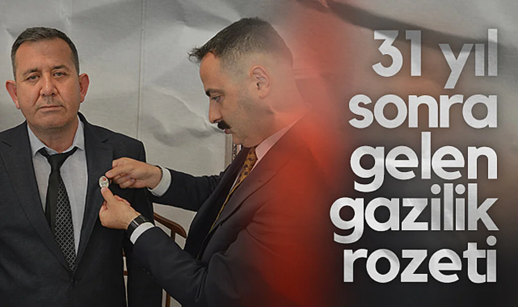 31 Yıl Sonra Gelen Gazilik Rozeti Gözleri Doldurdu