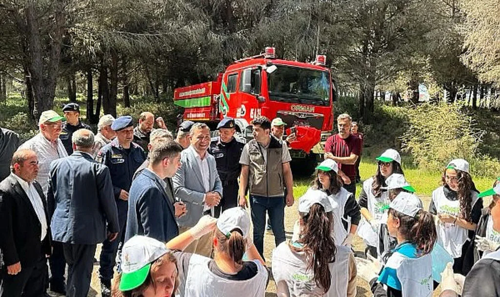 Alaçam’da Orman Benim Etkinliği: Yanıcı Atıklar Temizlendi