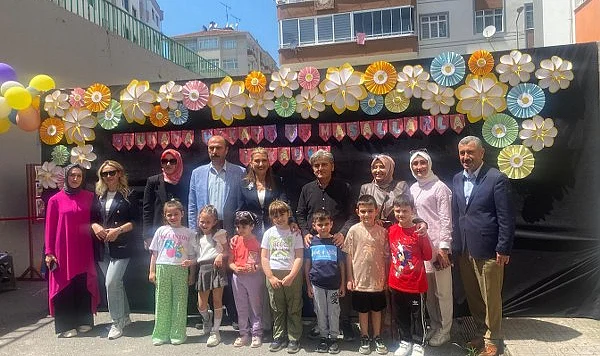 Alparslan İlkokulu'ndan Miniklere Okuma Sevgisi Aşılayan Etkinlik
