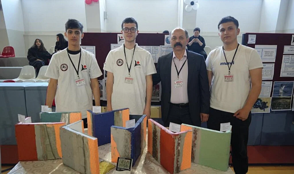 Atakum'da Öğrencilerden Yalıtımda Yerli ve Doğal Çözüm