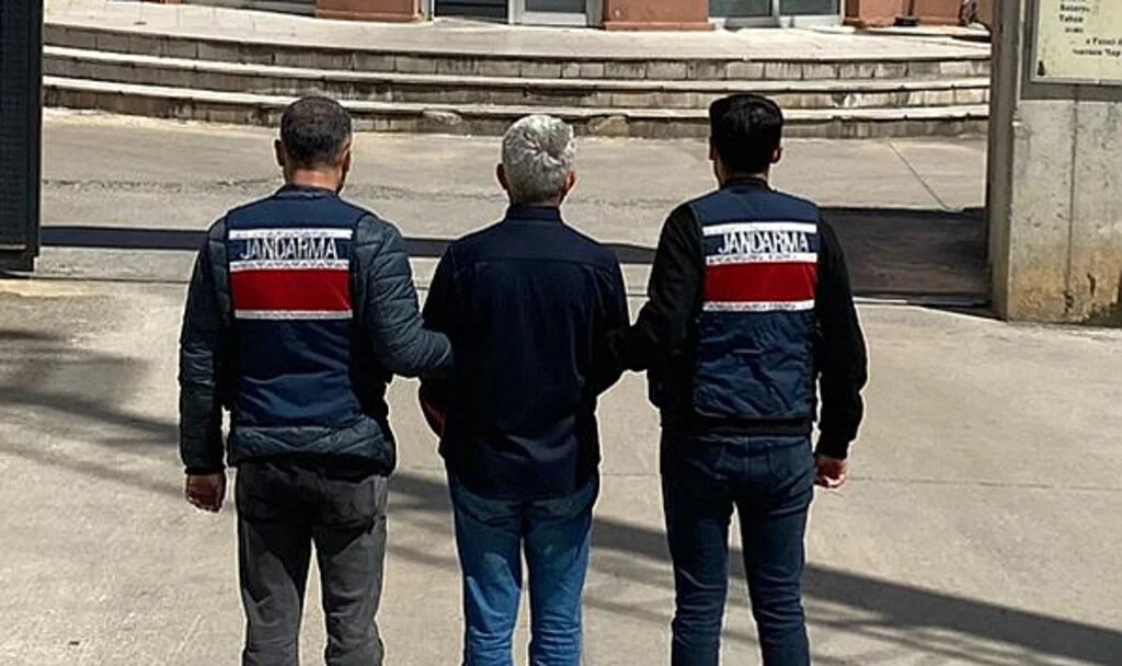 Bafra’da FETÖ Hükümlüsü Eski Tümgeneral Yakalandı