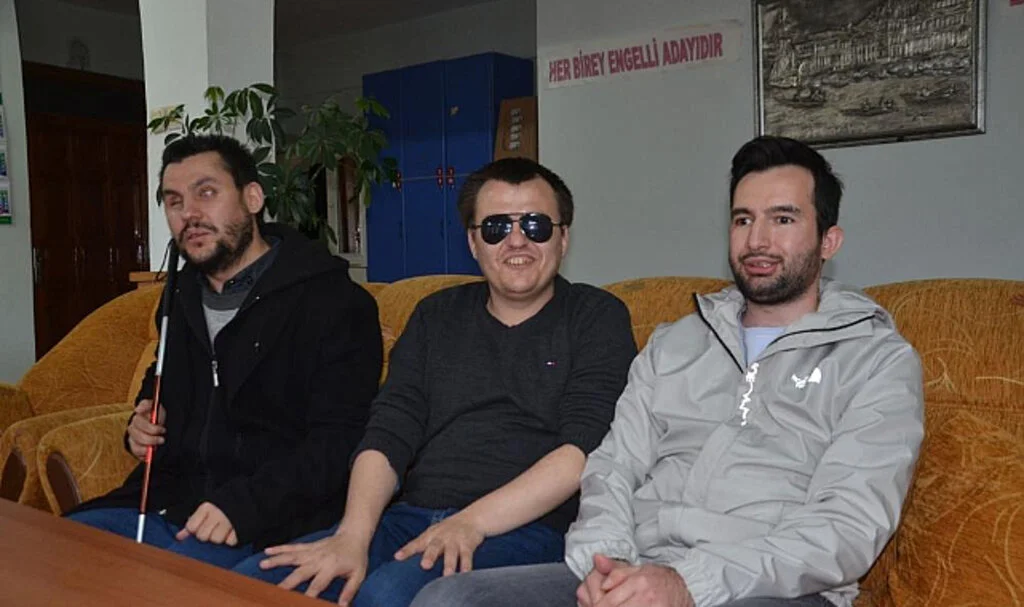 Bafra’da Görme Engelliler Hak İhlaline Dikkat Çekti