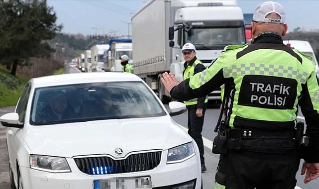 Çakarlı Araçlara Ceza %80 Azaldı