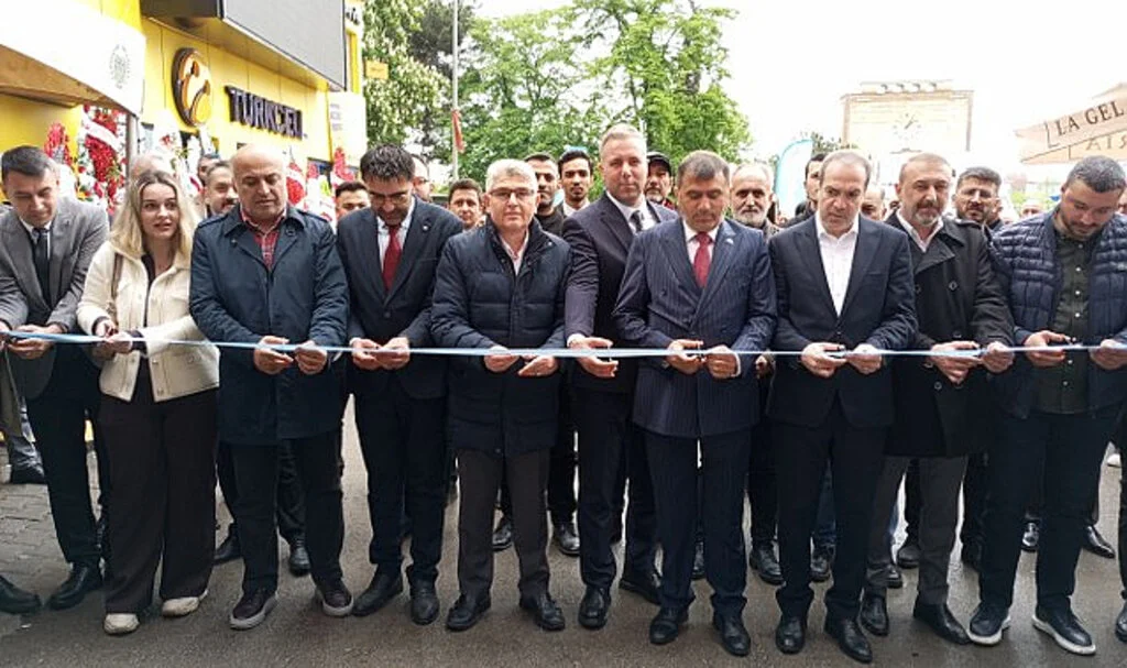 Çarşamba Ülkü Ocakları Yeni Hizmet Binasını Açtı