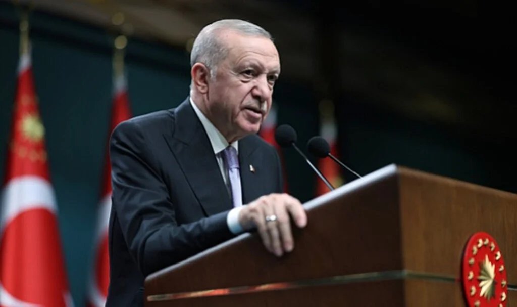 Cumhurbaşkanı Erdoğan: PKK'nın Fesih Kararı Terörsüz Türkiye Yolunda Kritik Bir Eşiktir