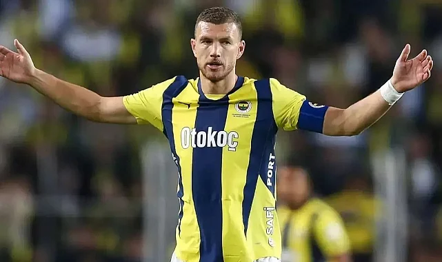 Dzeko'nun Paylaşımı Fenerbahçe Taraftarını Böldü