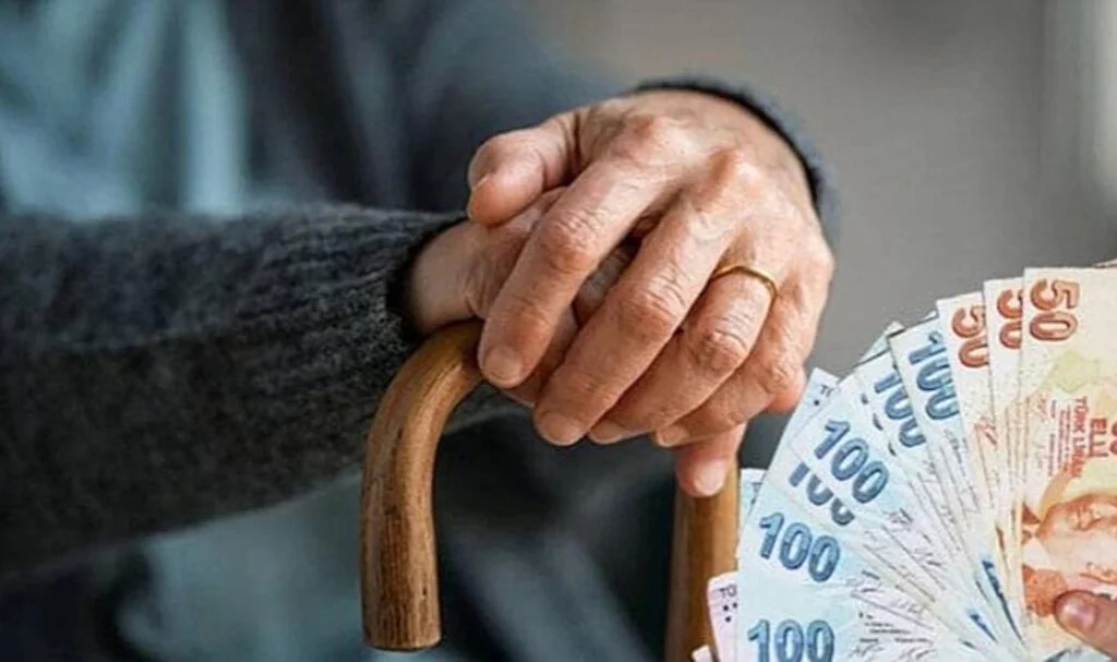 Emekli Maaşları Araştırılsın Önerisine Bir Ret Daha