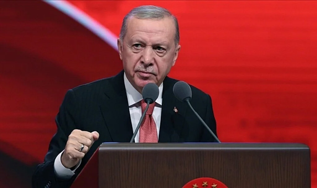 Erdoğan: Her Mikrofon Tutan Gazeteci Değildir