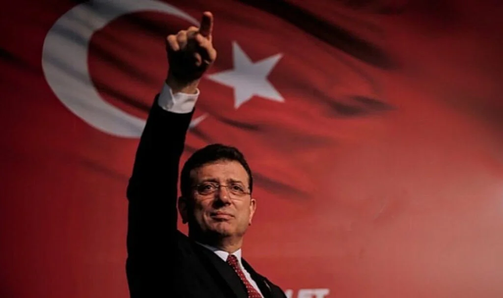 İmamoğlu'ndan Boğaziçi Mesajı: Hep Yanınızdayım