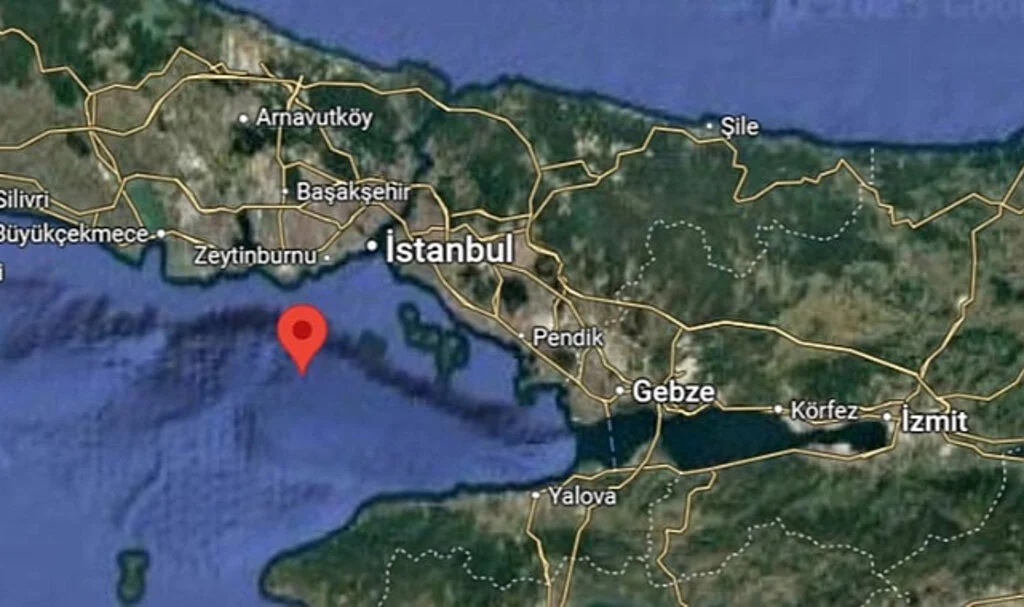 İstanbul Açıklarında Deprem: Derinlik 19.4 Km
