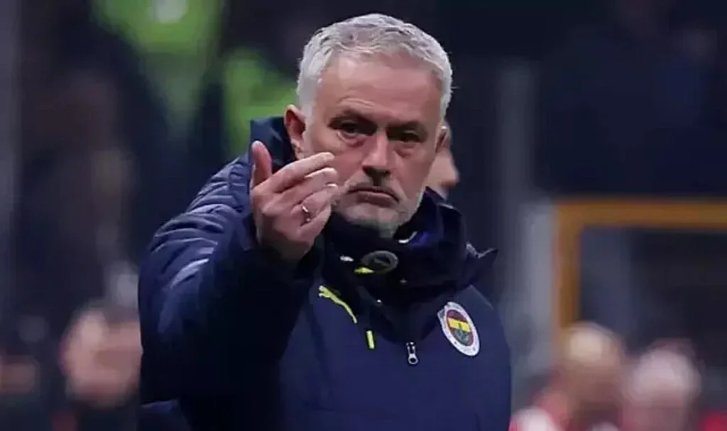 Jose Mourinho, Eski Öğrencisini Fenerbahçe'ye Getiriyor
