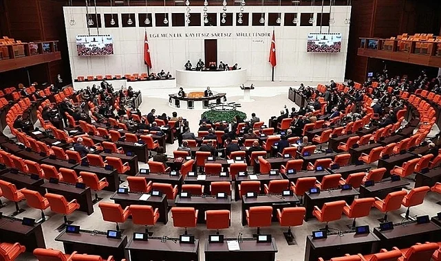 Kamu Alımlarına 35 Yaş Sınırı Getirildi